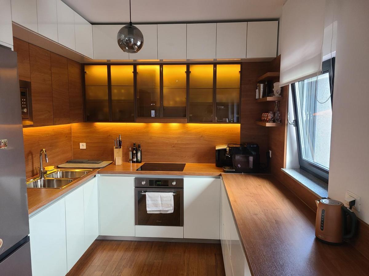Modern 4-Star Luxury Apt - Wfh Ready, Free Parking زغرب المظهر الخارجي الصورة